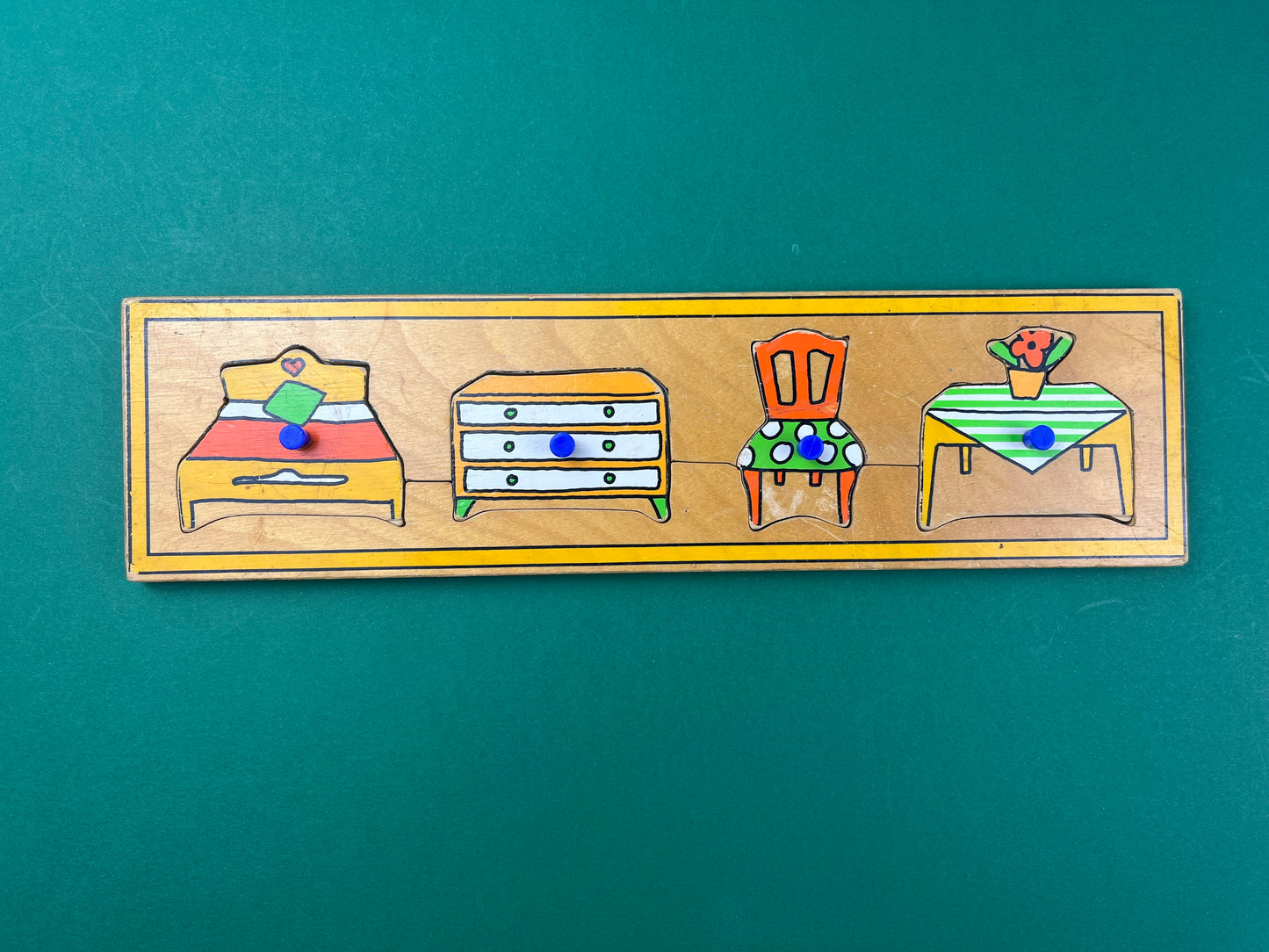 Puzzle en bois vintage