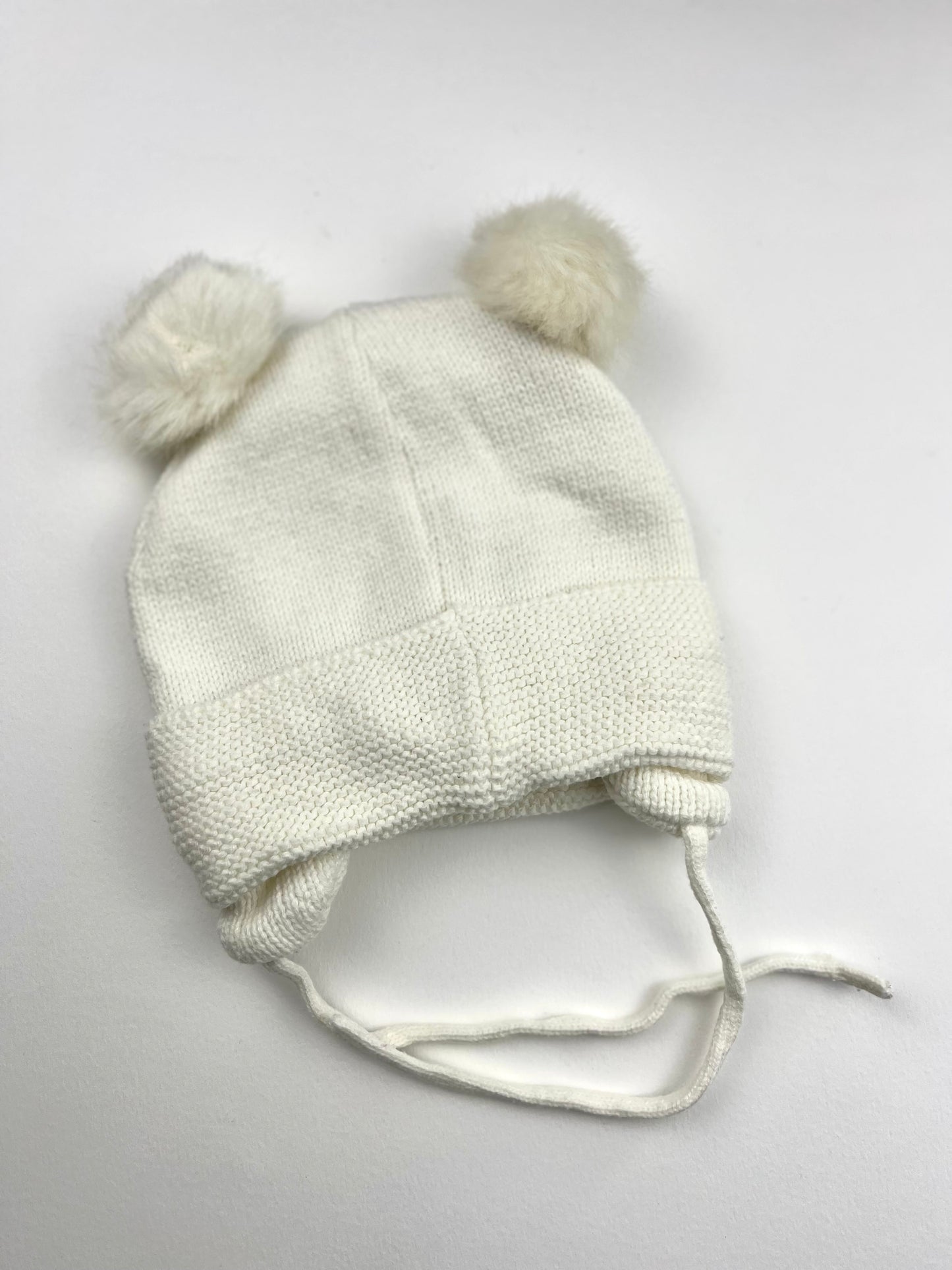 Bonnet blanc H&M 3/6 mois
