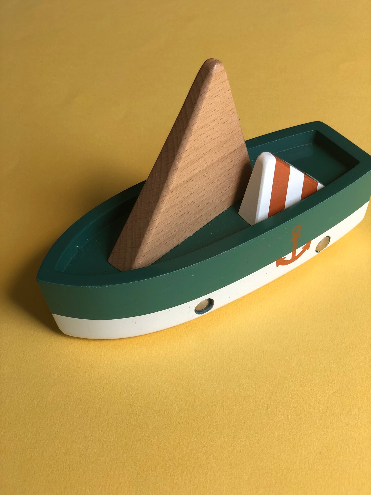 Bateau en bois sur roulettes Sebra