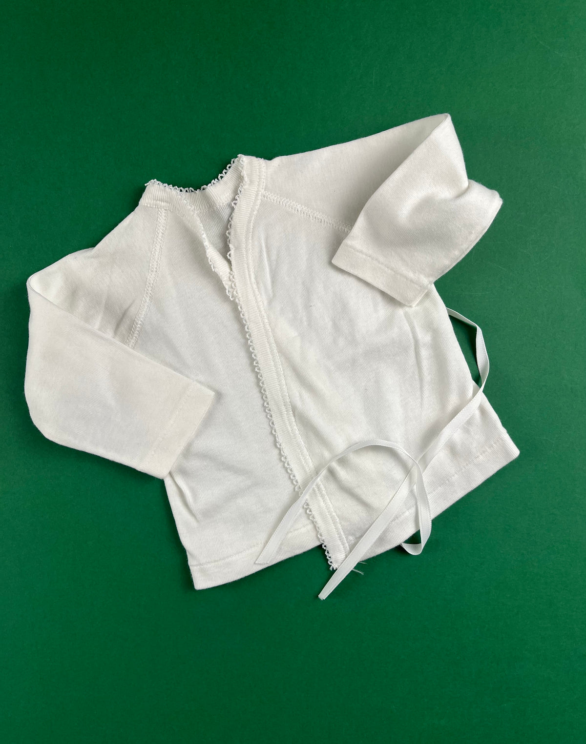 Gilet cache-cœur blanc vintage 6 mois