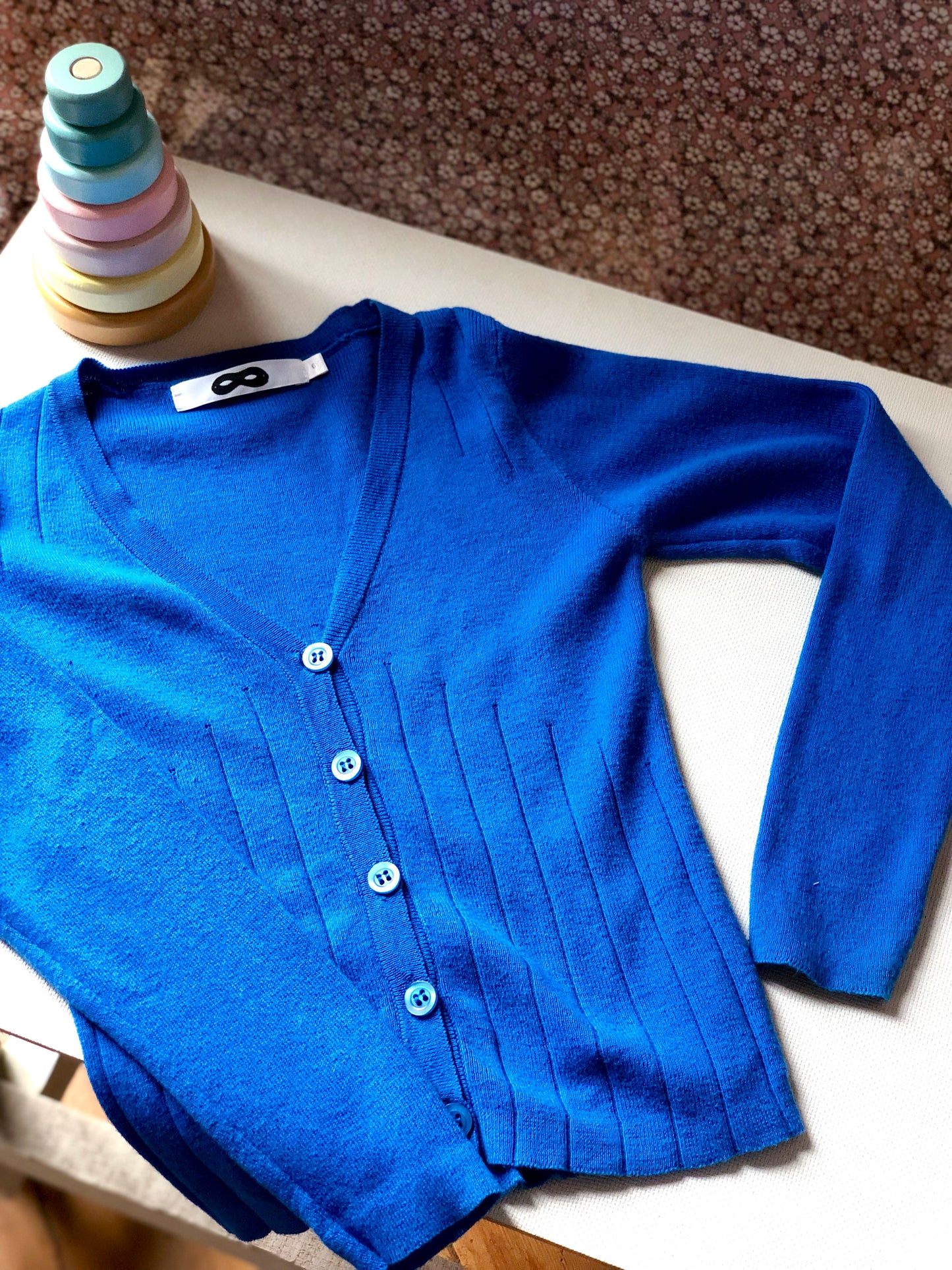 Gilet en mailles fines bleu 6 ans
