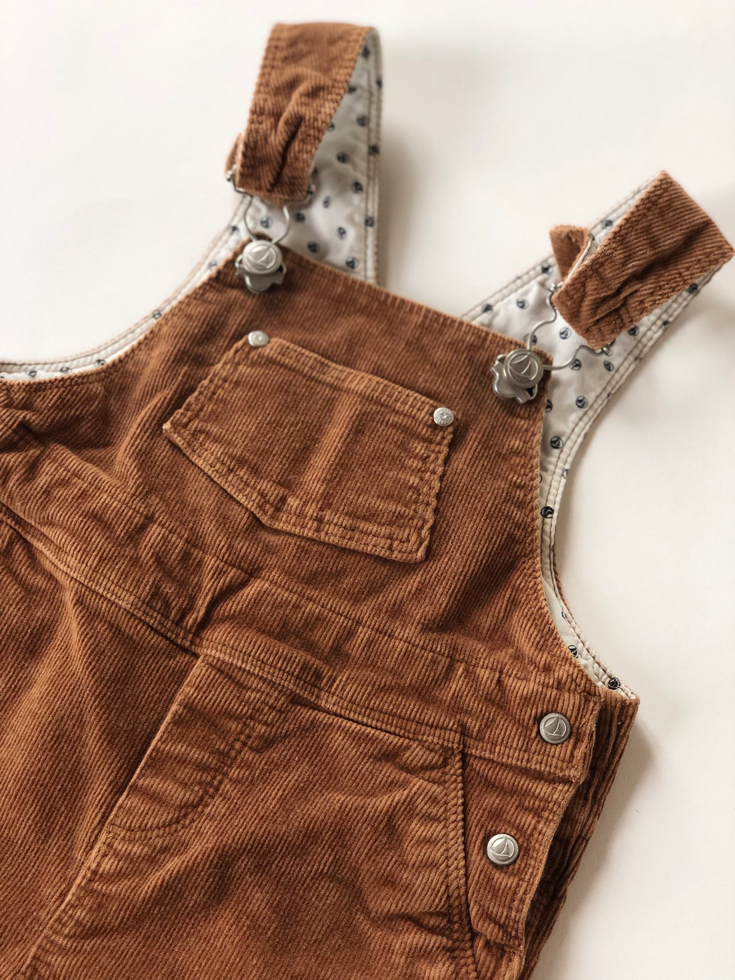 Salopette marron En velours côtelé Petit Bateau taille 6 mois