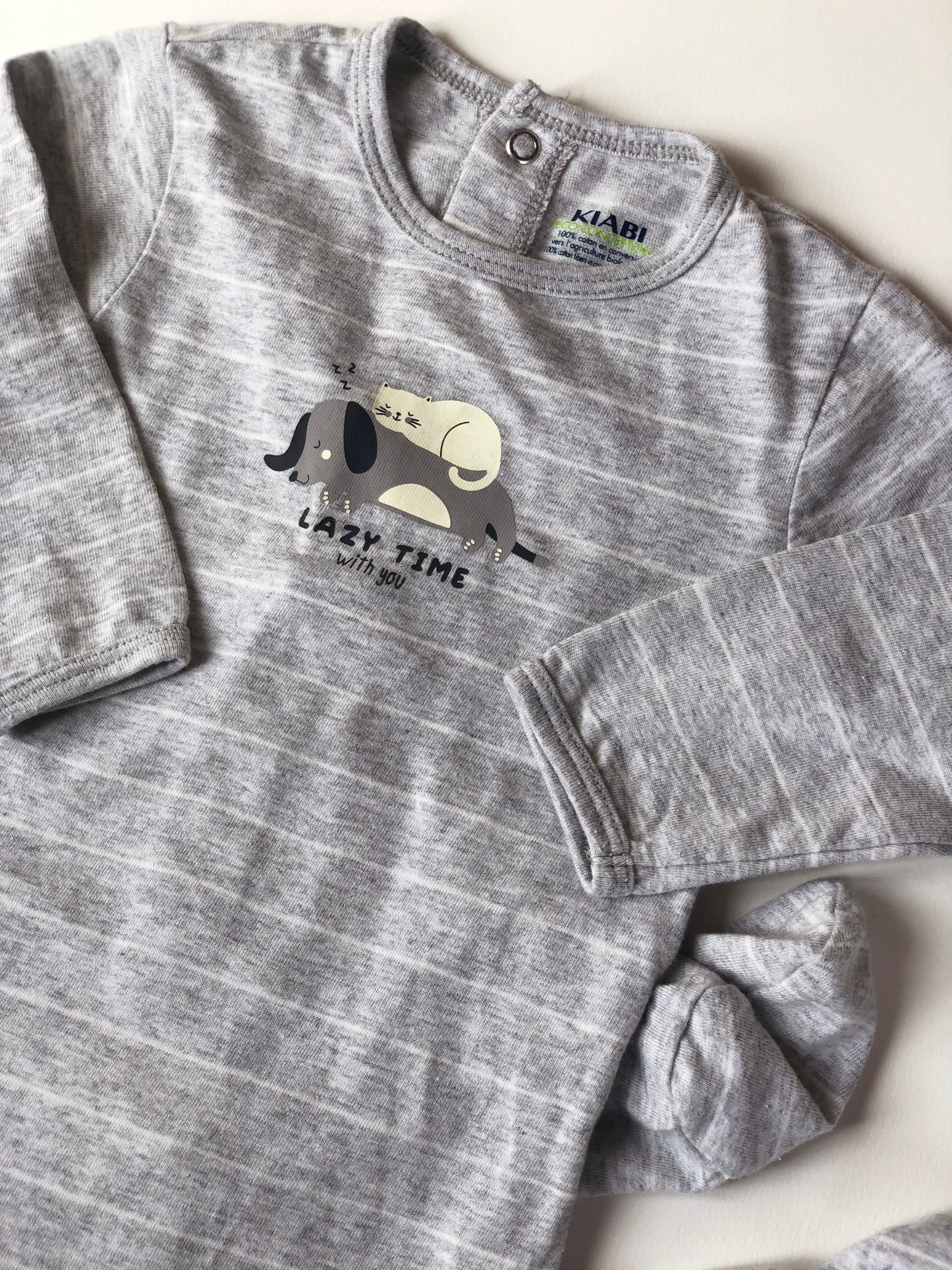Pyjama « dors bien » gris Kiabi 9 mois