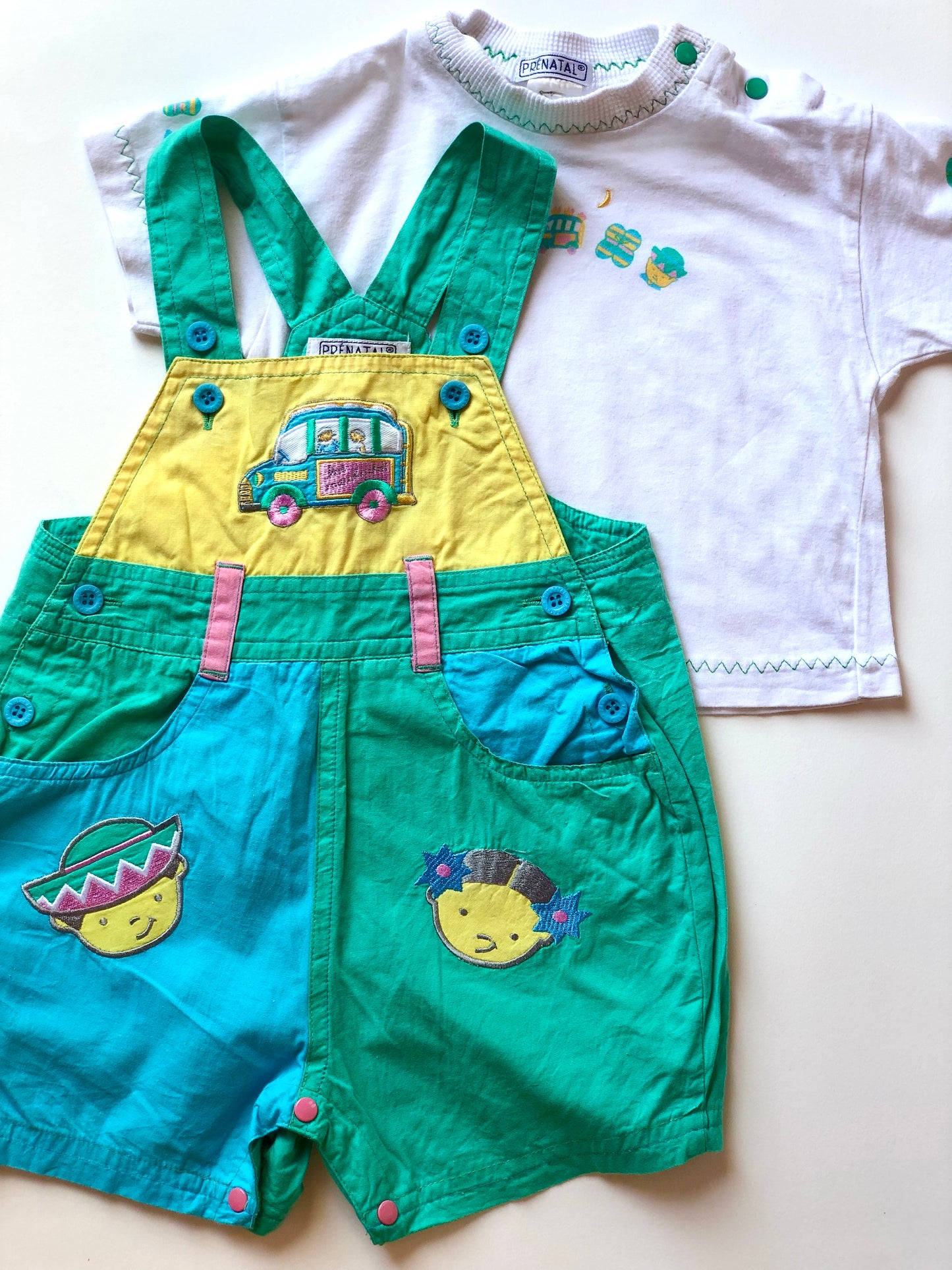 Ensemble t-shirt et salopette vintage Prénatal 12 mois