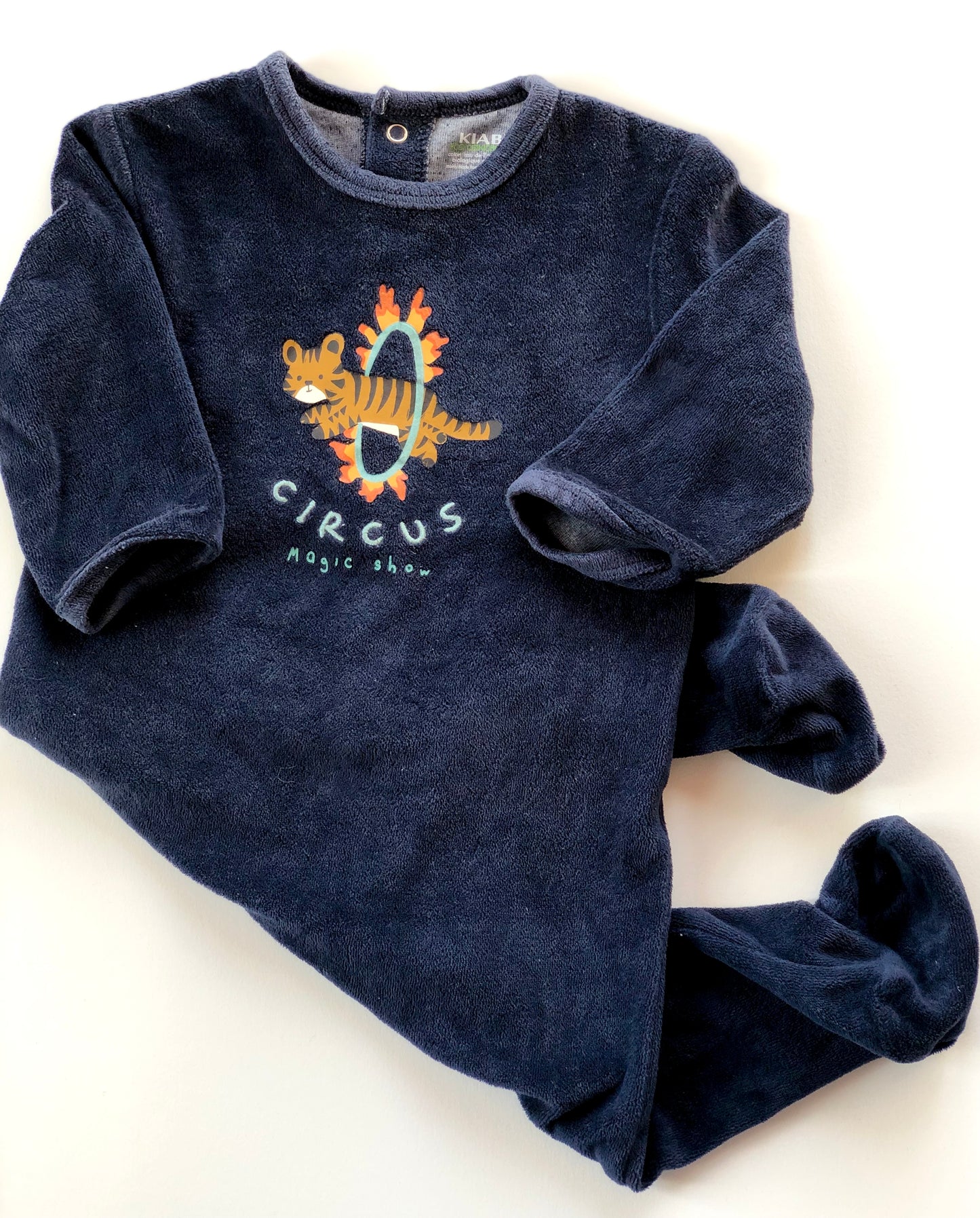 Pyjama « Dors bien » en velours bleu marine Kiabi 12 mois