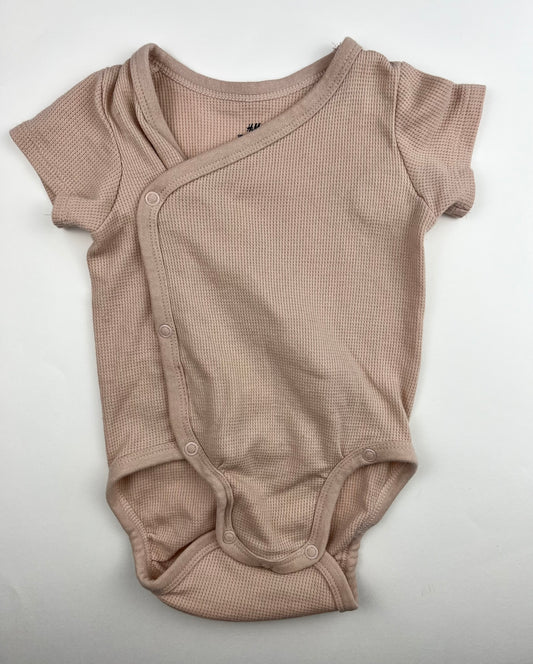 Body rosé H&M 6 mois