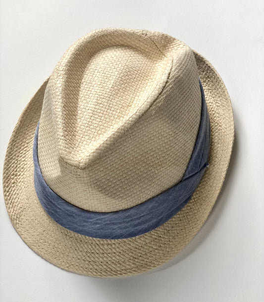 Chapeau de paille avec ruban bleu Kiabi T49/50