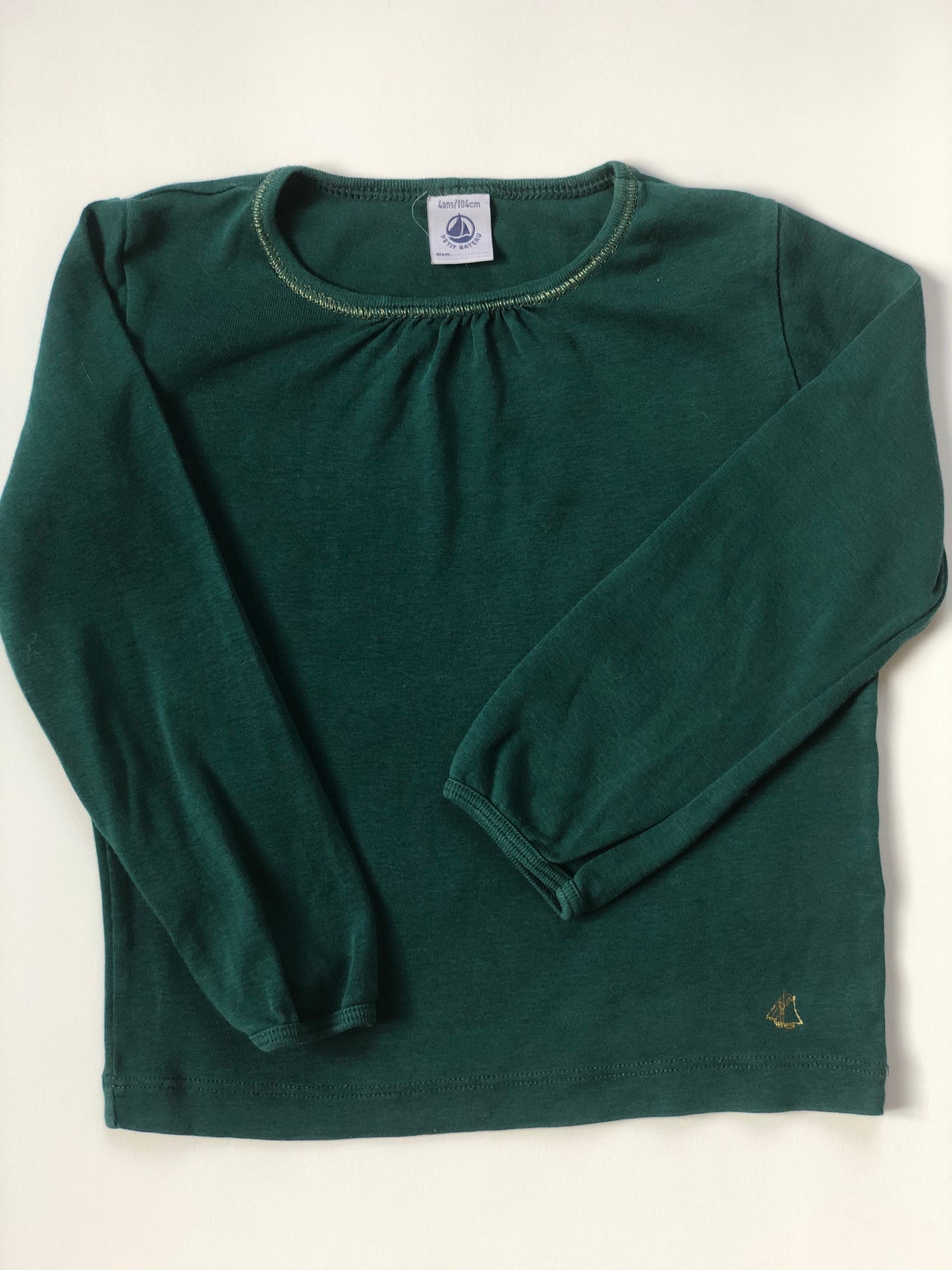 T-shirt manches longues vert Petit Bateau 4 ans