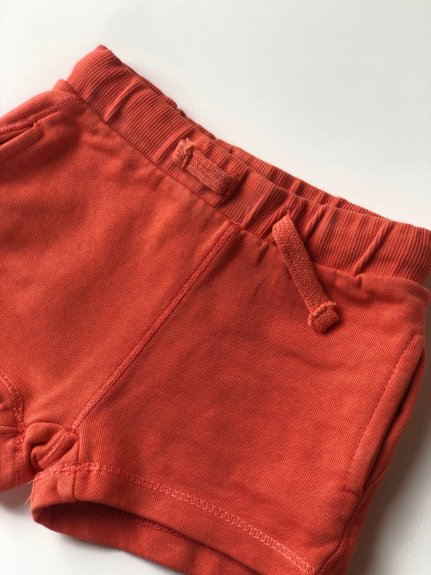 Short basic orange Zara 6 mois