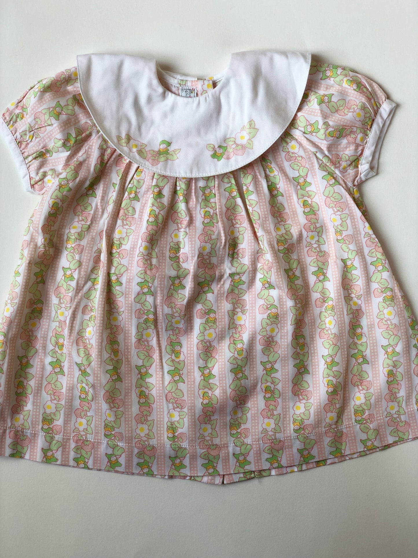 Robe motifs fraises vintage Chicco 1 mois