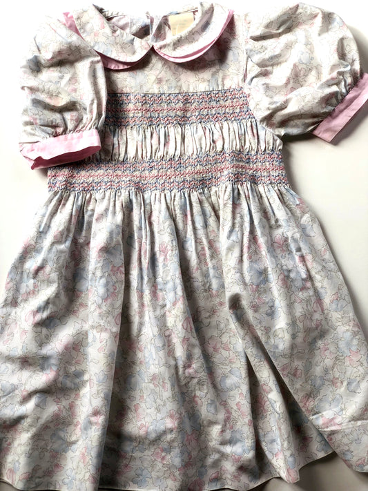 Robe stockée vintage à fleurs 4 ans