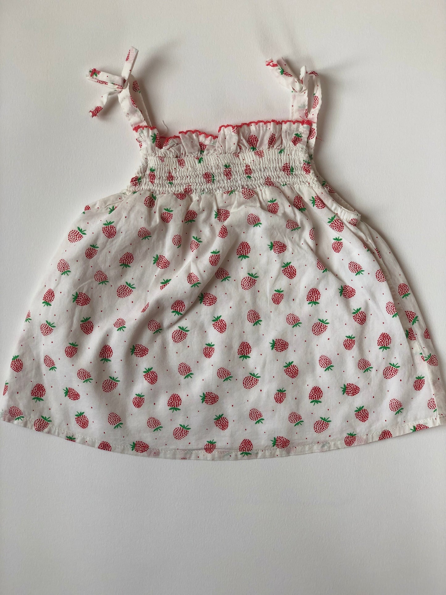 Débardeur blanc motif fraises Zara 6 mois