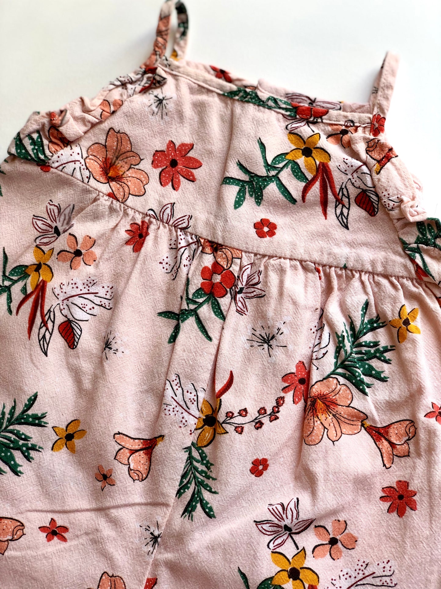 Barboteuse à bretelles à fleurs Zara 9 mois