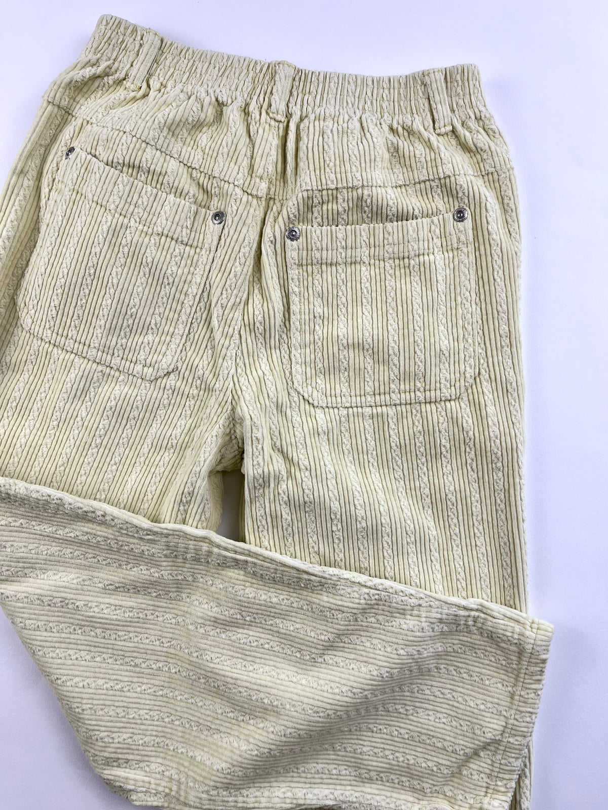 Pantalon jaune beurre vintage 8 ans