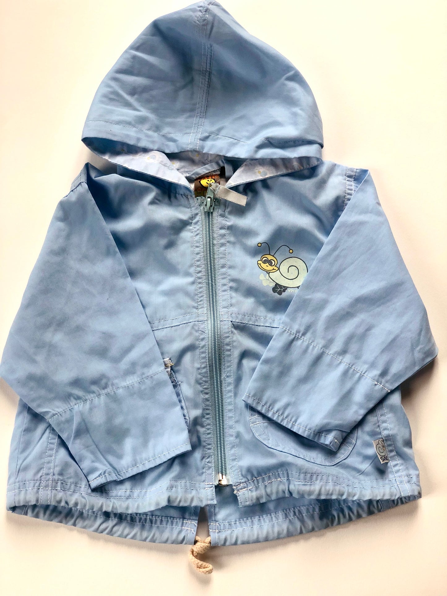 Manteau fin à capuche bleu clair vintage VHF 12 mois