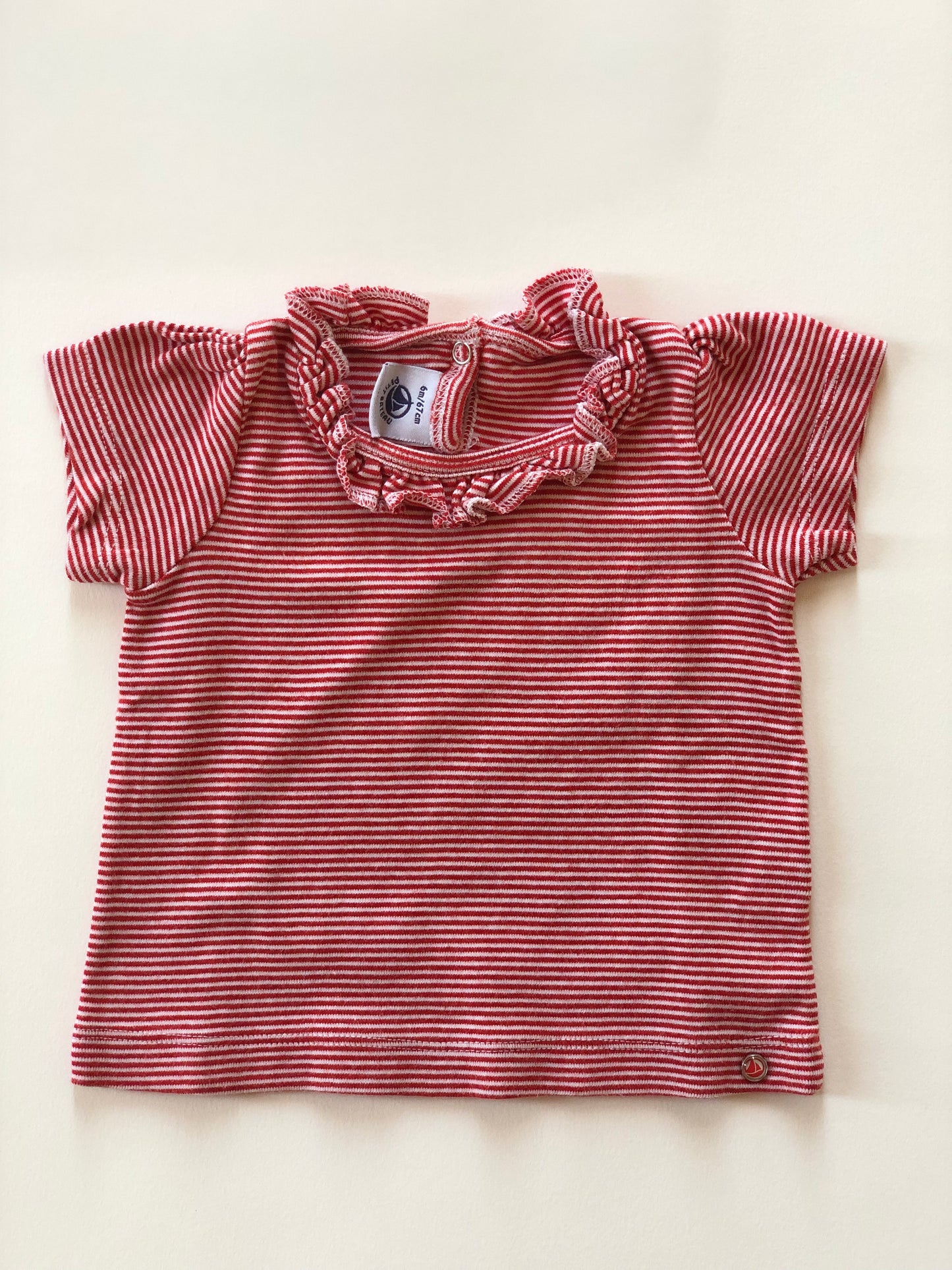 Tee-shirt manches courtes avec col rayé blanc et rouge Petit Bateau 6 mois