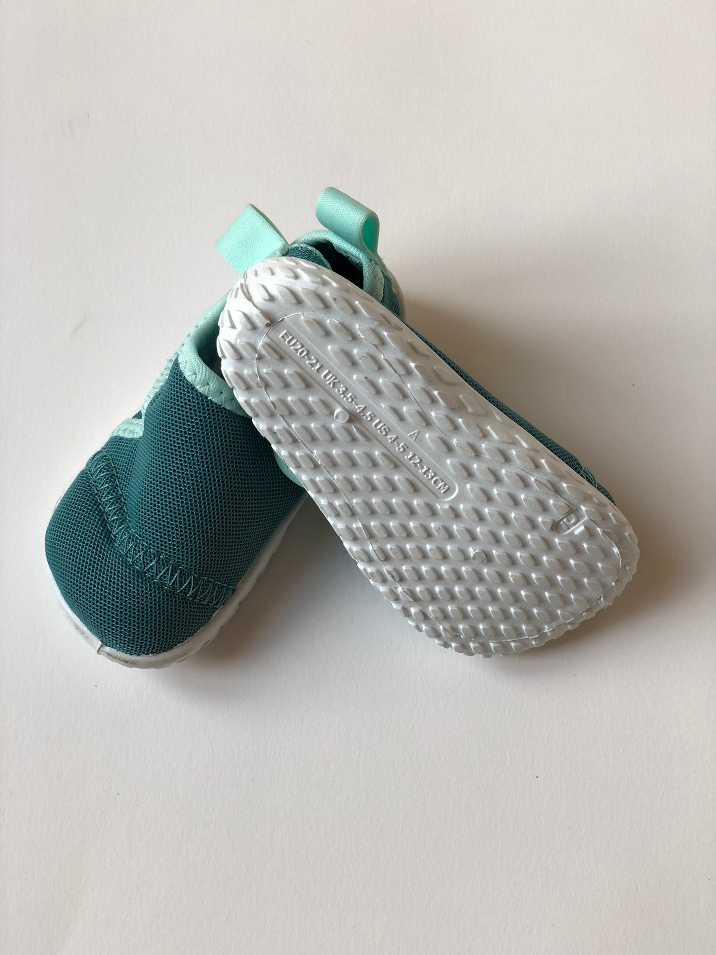 Chaussures aquatique bébé vert Nabaiji 20/21