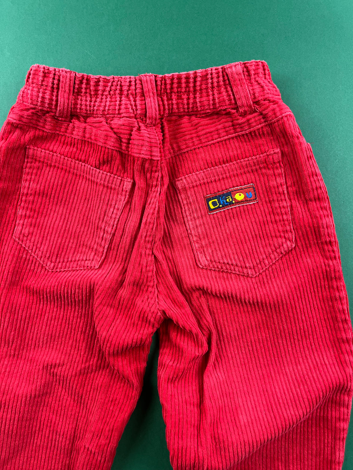 Pantalon velours côtelé vintage rouge 5 ans