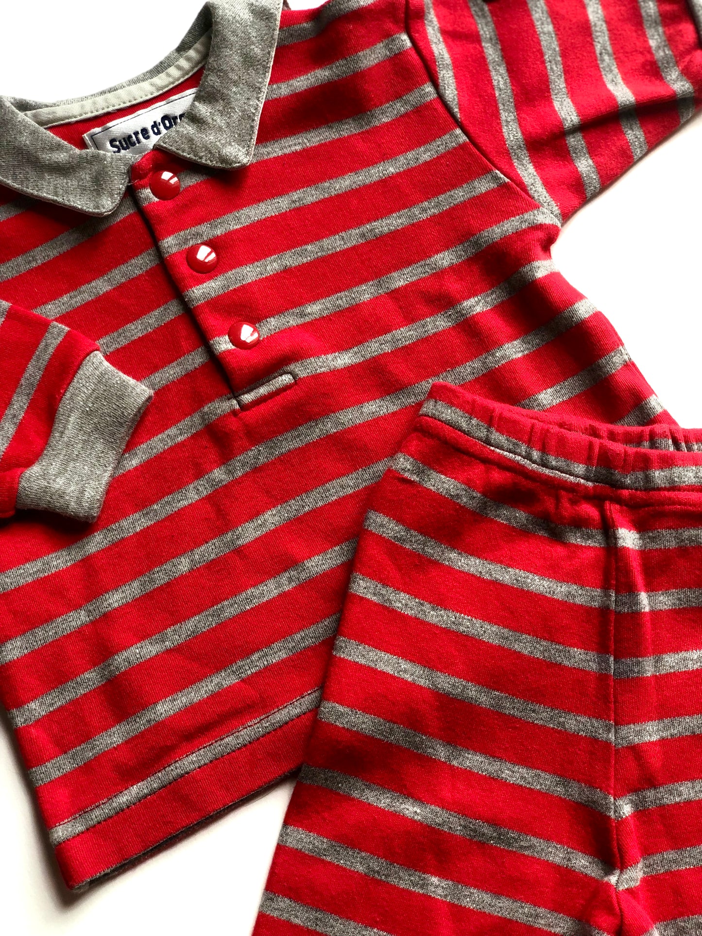 Pyjama rayé rouge et gris vintage Sucre d’Orge 3 mois