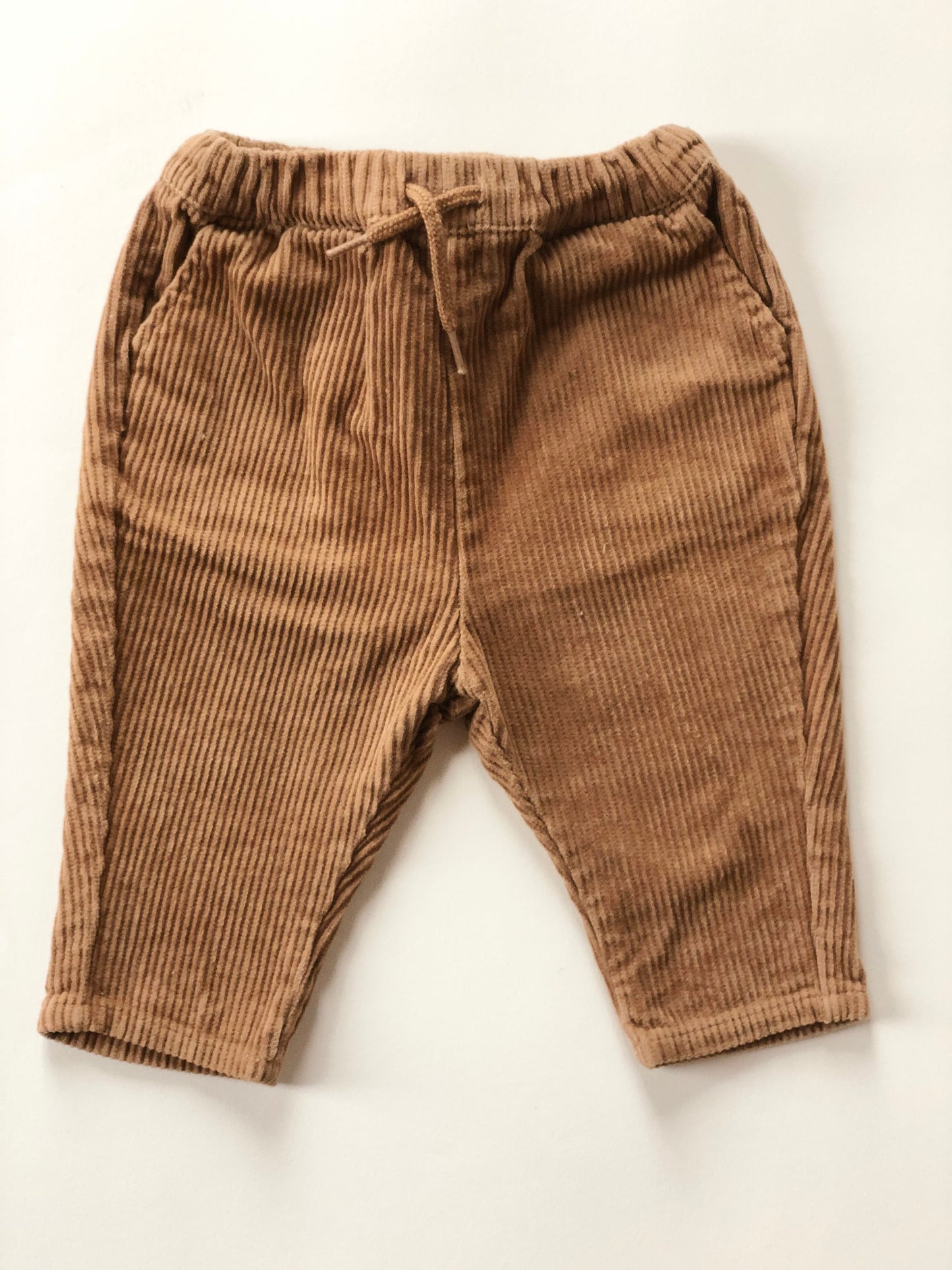 Pantalon en velours côtelé camel Vertbaudet 3 mois