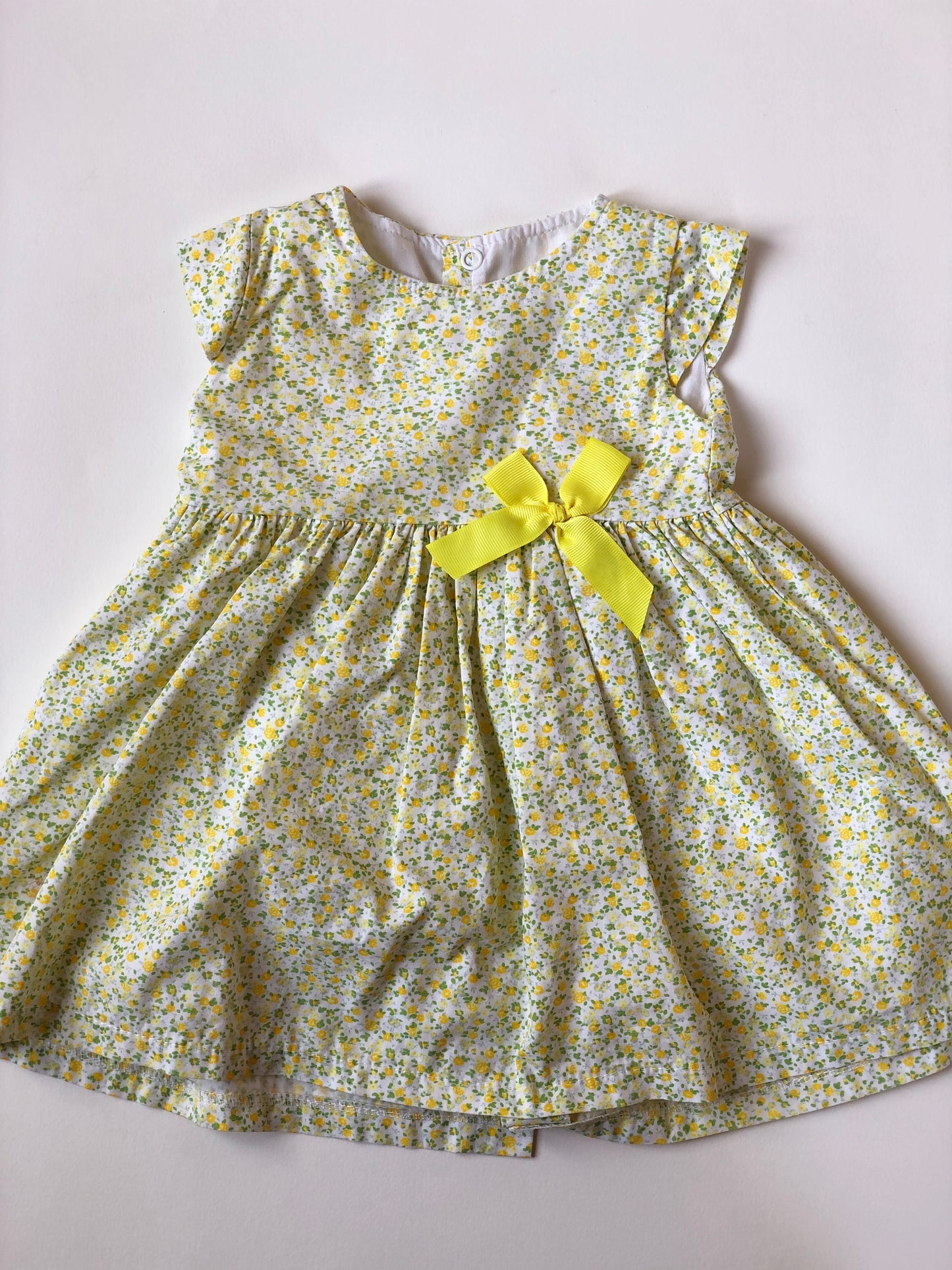 Robe de cérémonie à fleurs blanc et jaune 12 mois