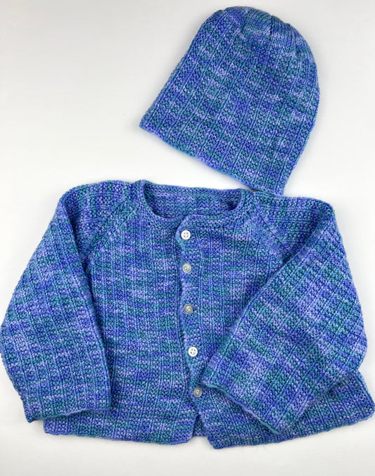 Gilet en mailles et bonnet bleu 18 mois