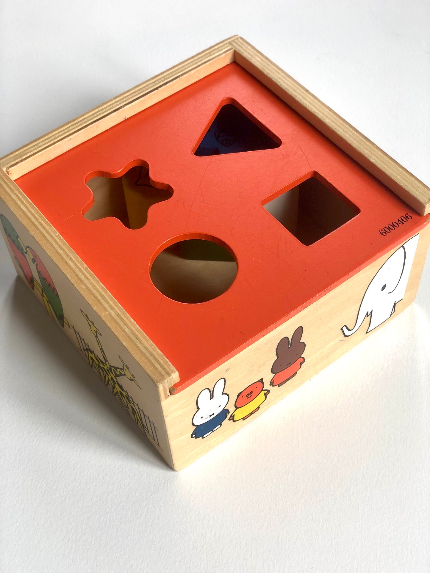 Jeux - Boîte à formes en bois Miffy Bambolino Toys