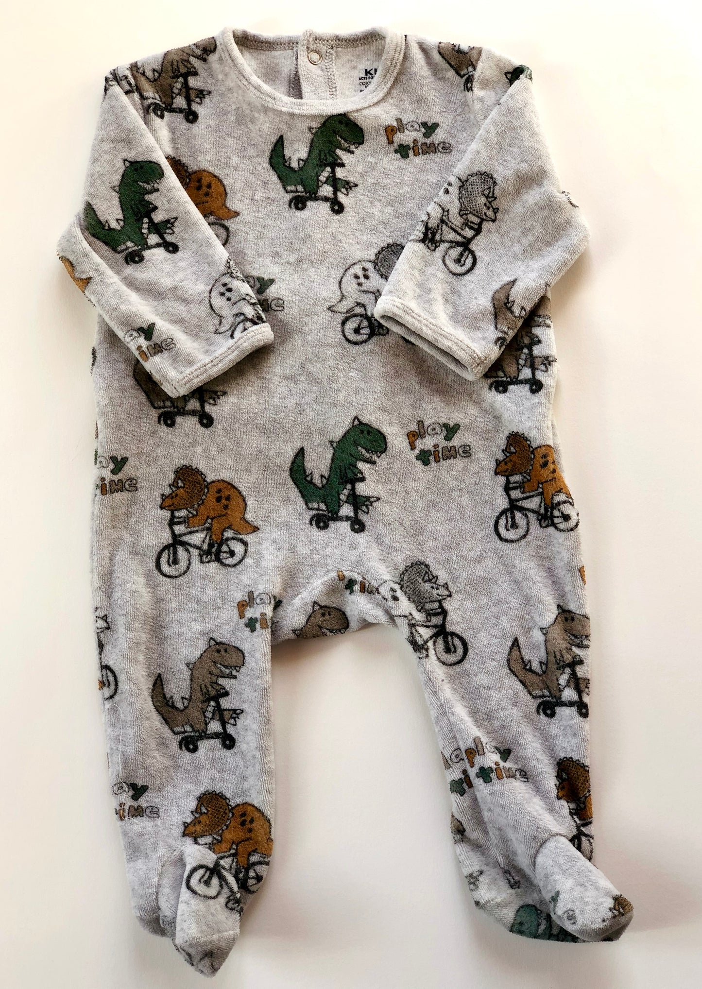 Pyjama « dors bien » en velours gris dinosaures Kiabi 6 mois