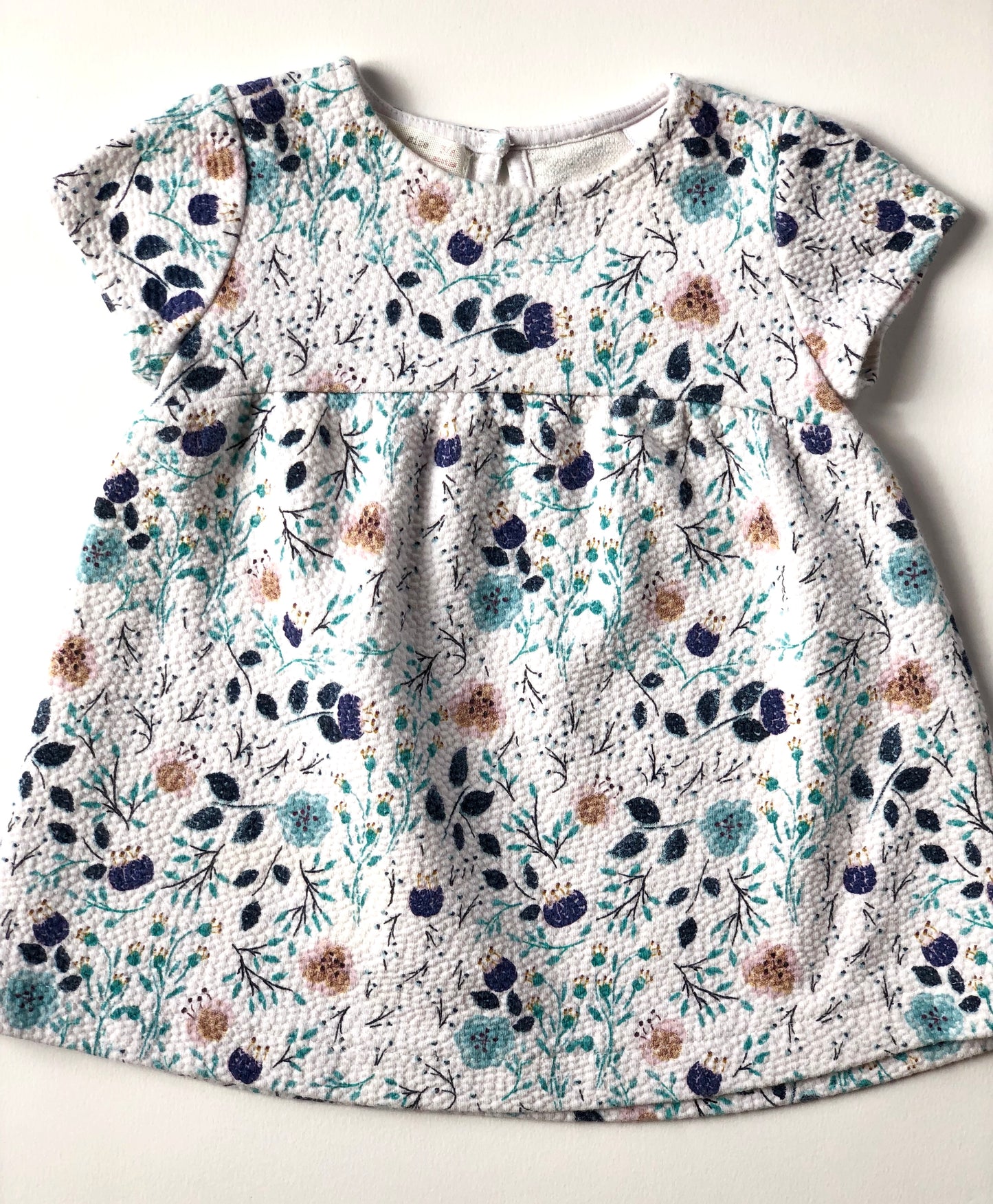 Robe à fleurs Zara 6 mois