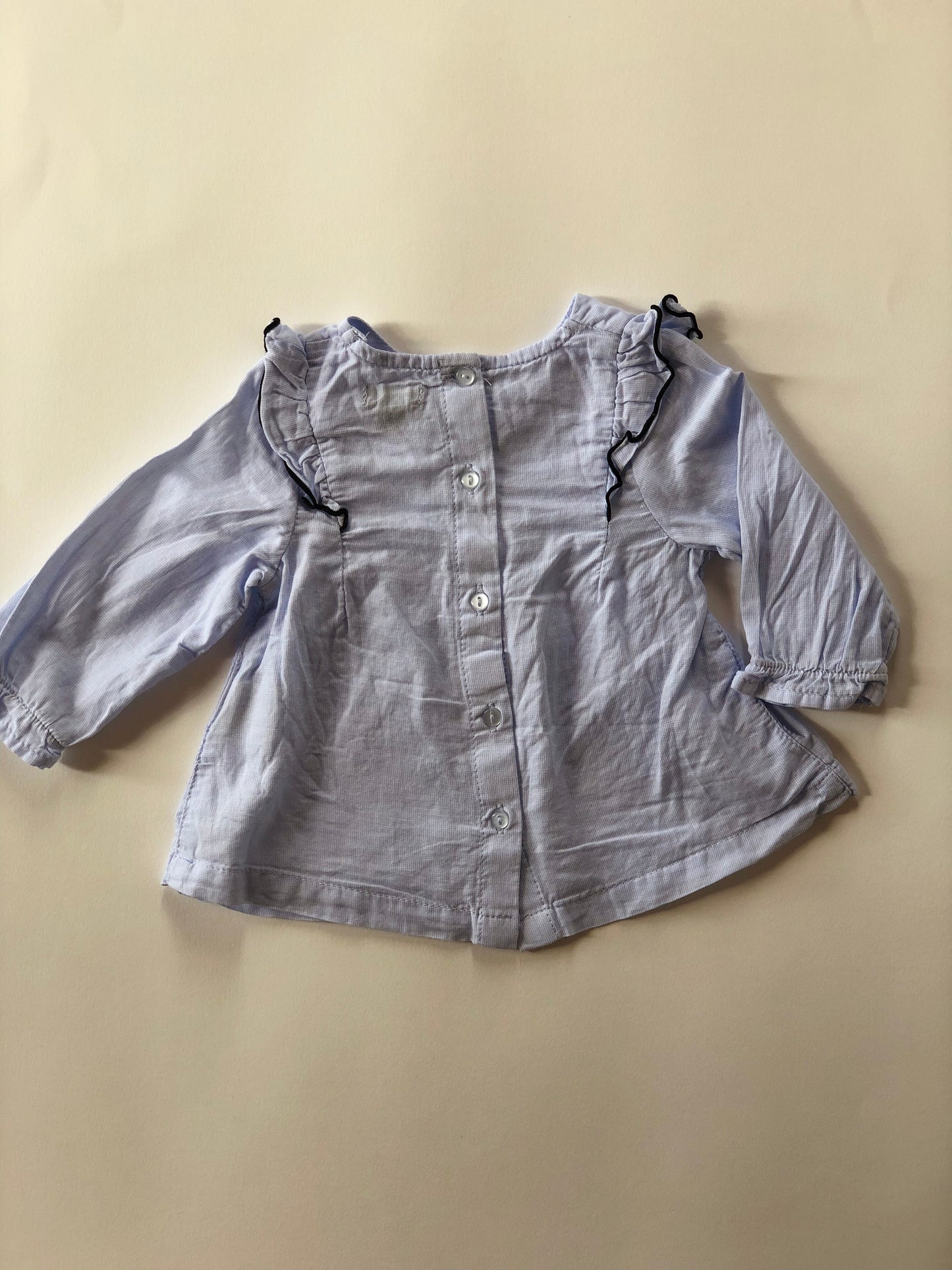 Blouse bleue à volants Kiabi 6 mois