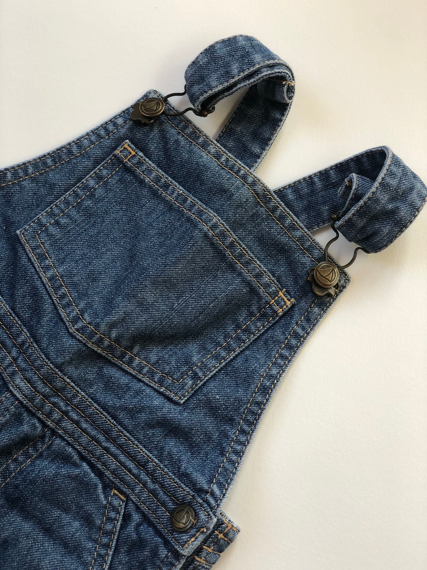 Salopette en jeans bleu Petit Bateau 12 mois