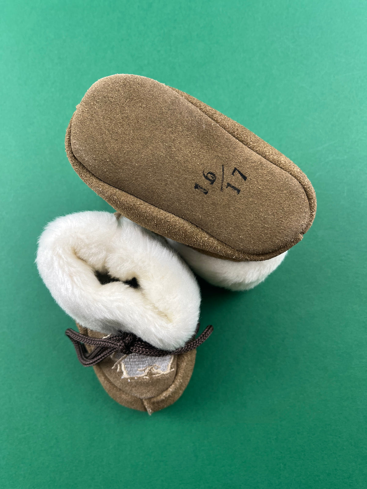 Bottines en moumoute vintage P16/17