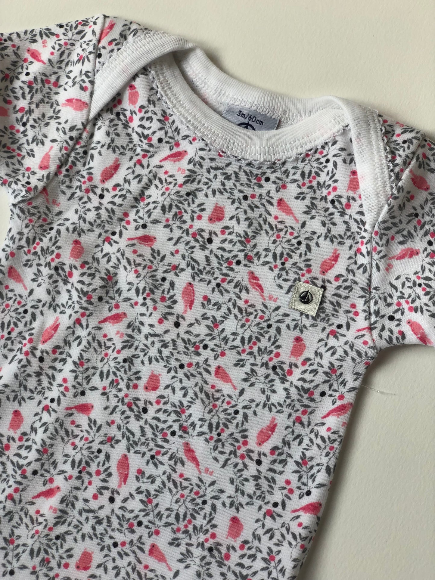 Lot 2 bodies oiseaux Petit Bateau 3 mois